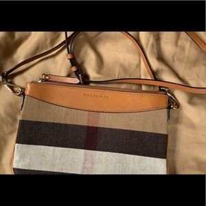 Burberry House Check Derp Peyton Crossbody bag
